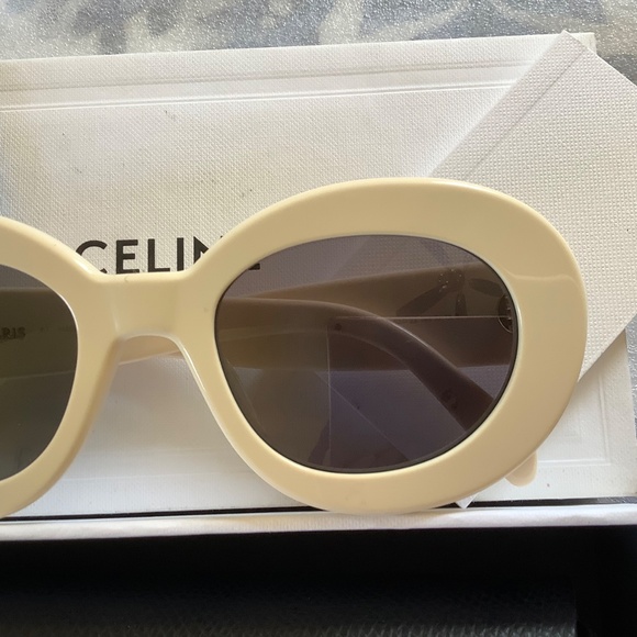 CELINE Triomphe Oval Sunglasses 53-22-145 Blonde Smoke - Picture 9 of 16